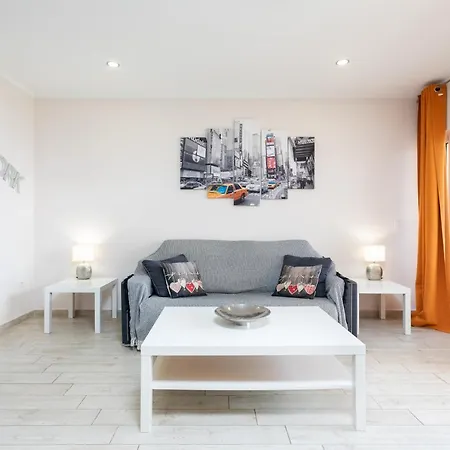 Soleado Vistas Al Mar Cristianos Los Cristianos (Tenerife)