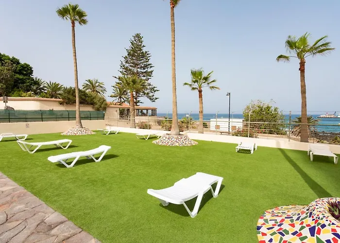 Soleado Vistas Al Mar Cristianos Los Cristianos (Tenerife)